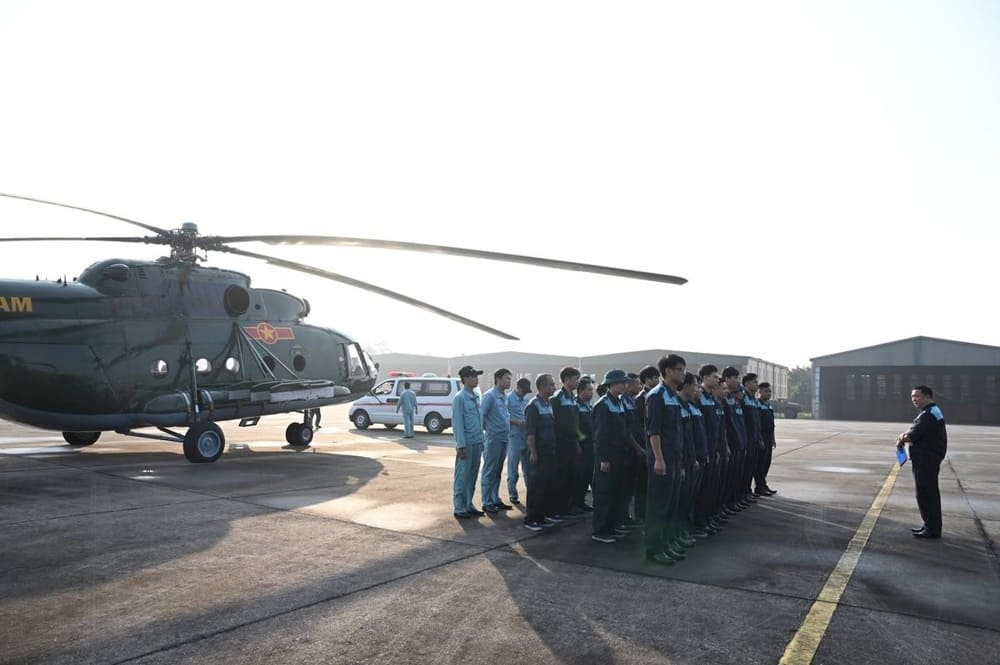 Năm 2010, trong sự kiện 1000 năm Thăng Long, sân bay Hoà Lạc được dùng để diễn tập diễu binh (Nguồn: Báo Quân đội nhân dân)